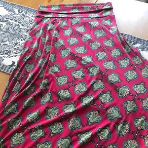 Medium LuLaRoe Maxi skirt